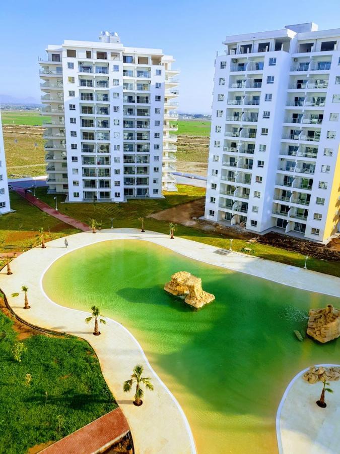 Caesar Resort Cassius: Beachfront Smart Apartment in Northern Cyprus Trikomo Exterior photo